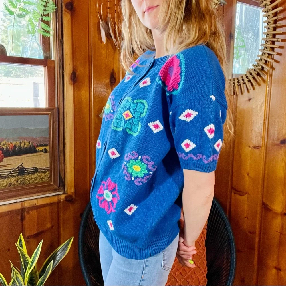 Electric blue vintage floral cardigan 💙